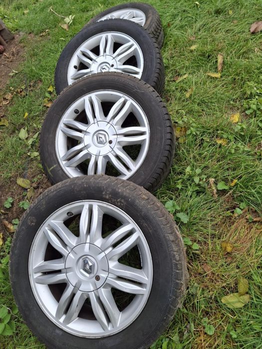 Koła wraz z oponami zimowymi