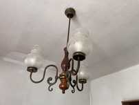 candeeiro de sala antigo em bom estado, zona de Leiria