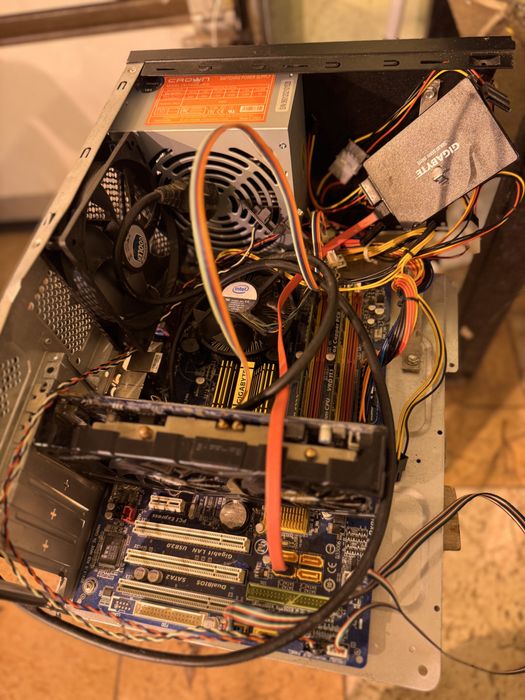 Компьютер системный блок в сборе