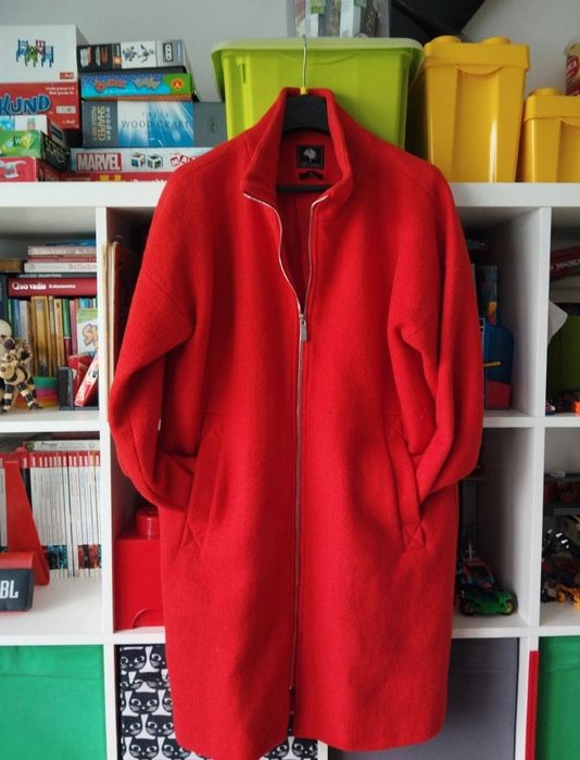 Płaszcz wełniany zimowy zapinany