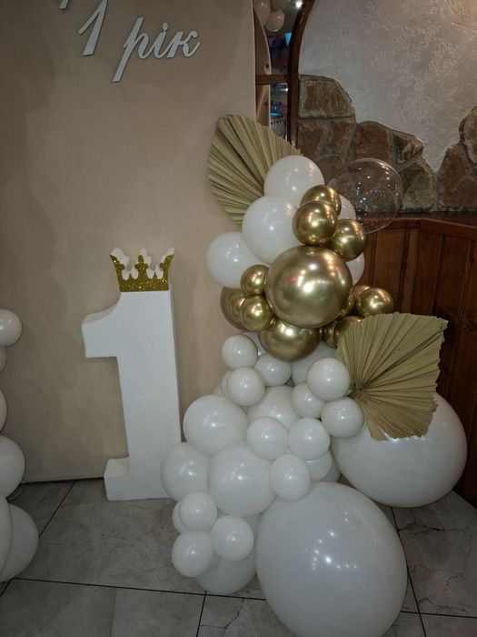 Фотозона на рік . Оренда фотозон .Хрещення. Позняки