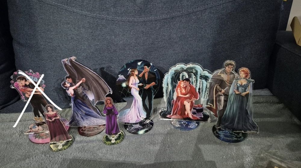 Мерч з боксів Fairyloot, Illumicrate, BookishBox