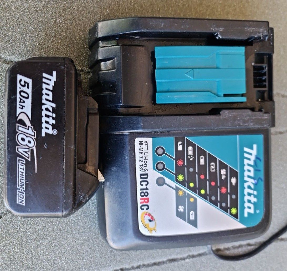 Flex Akumulatorowy Makita  DGA 463 Regulacja