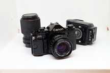 CANON A-1 + 50 1.8 + 70-210 + Speedlite 199 Lustrzanka analogowa