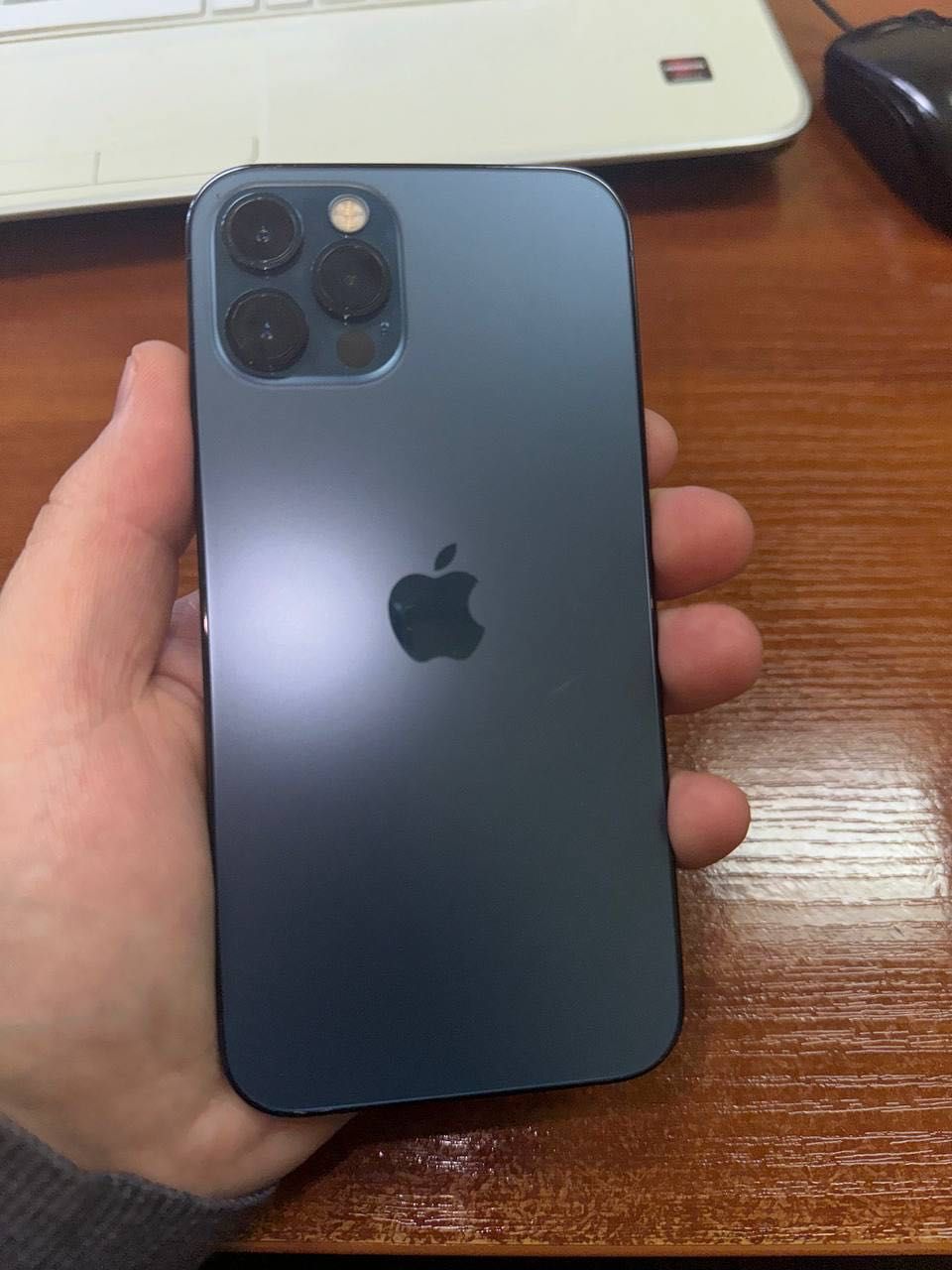 Продам IPhone 12 Pro 256 Gb