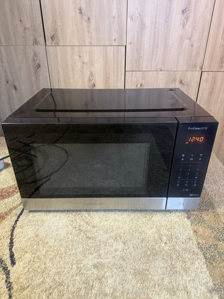 Kuchenka mikrofalowa CECOTEC PROCLEAN 6110