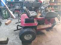 Toro sand pro traktorek TZ4K