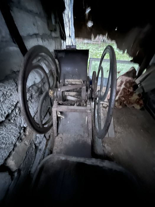 Січкарння з електро двигуном