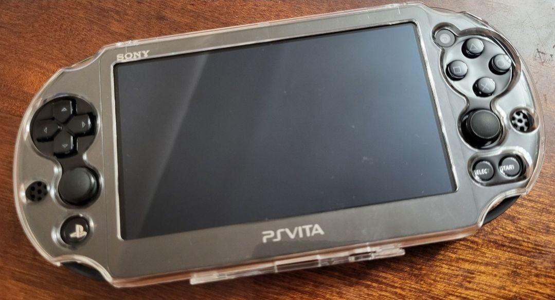 Чехол для PS Vita Slim 2000 Прозрачный Защита