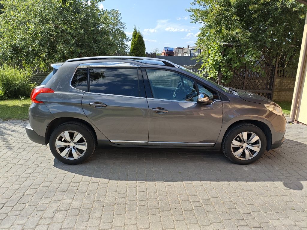 Peugeot 2008 1.6HDi 114KM Allure