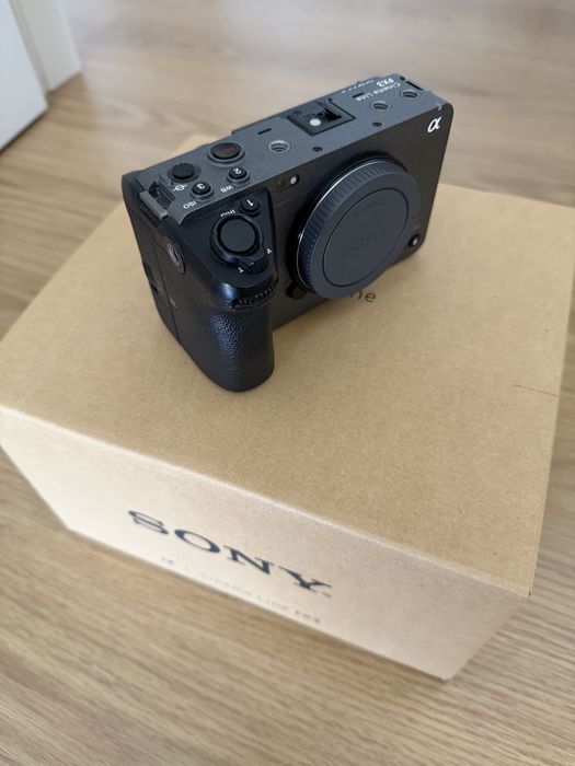 Sony FX3 - com punho