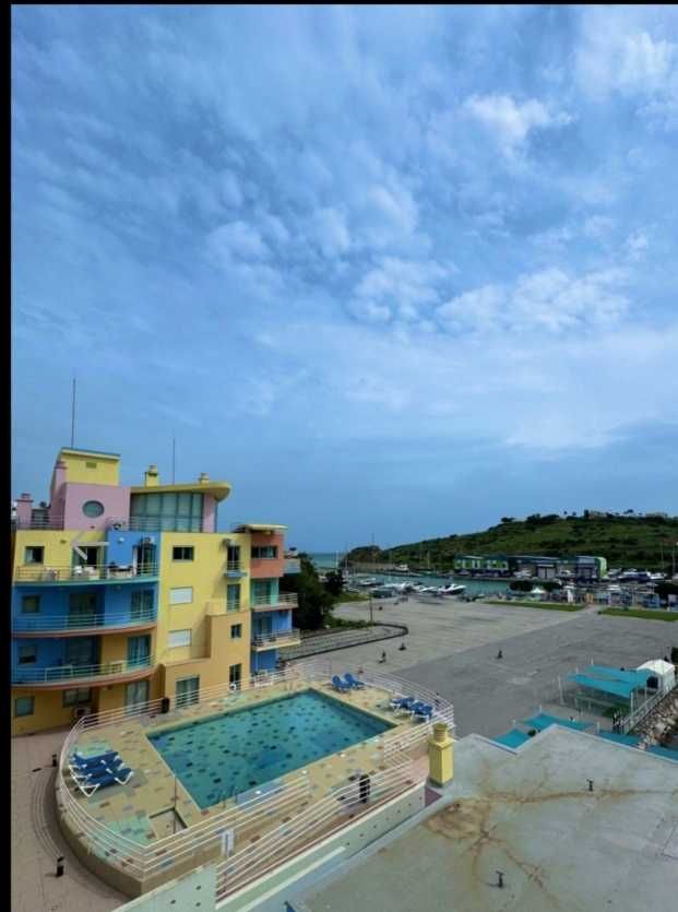 Apartamento T2 na marina de Albufeira
