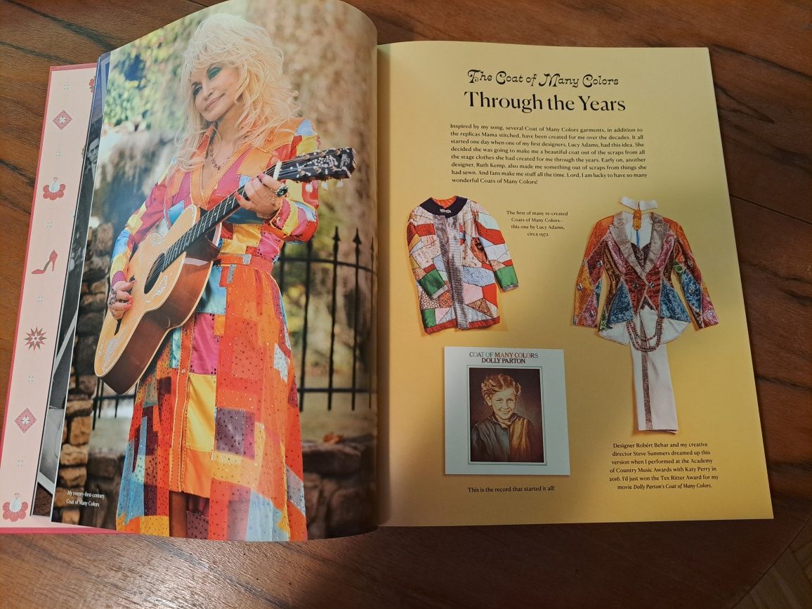 Dolly Parton Behind the Seams. My life in Rhinestones