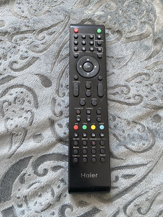 Pilot do telewizora Haier