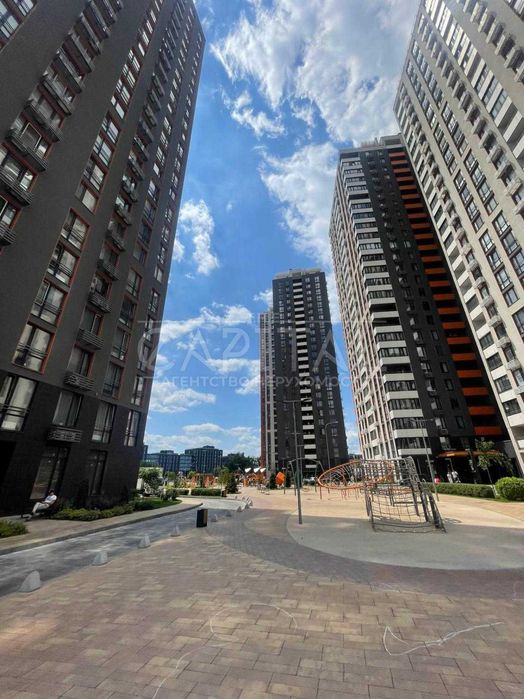 Продаж офісу, ЖК Seven, Дарницький р-н, Позняки