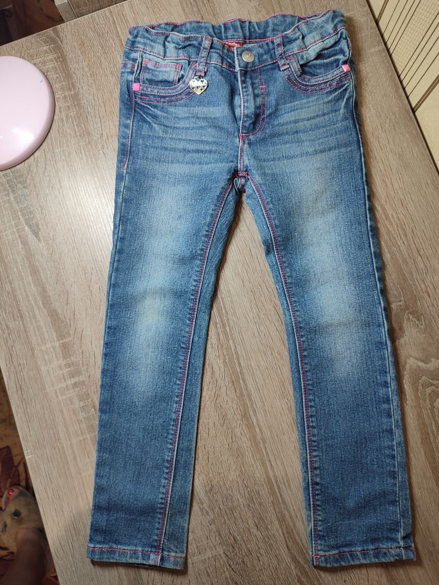 Джинсовый пиджак джинсы рост 110 см, возраст 6-7 лет