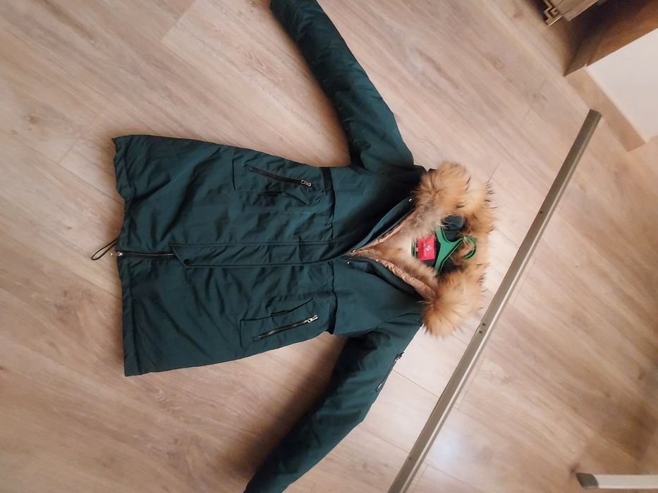 Парка з натуральним хутром підросткова.