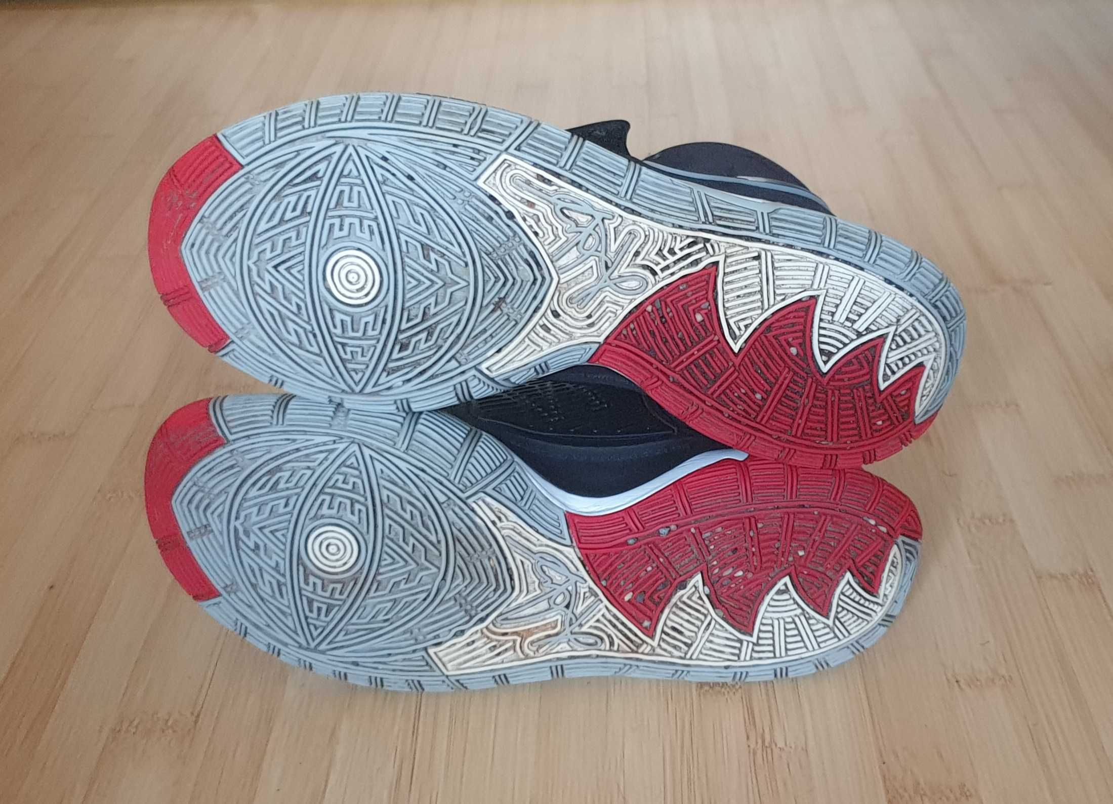 Oryginalne męskie buty Nike Kyrie 6 Bred rozm.41
