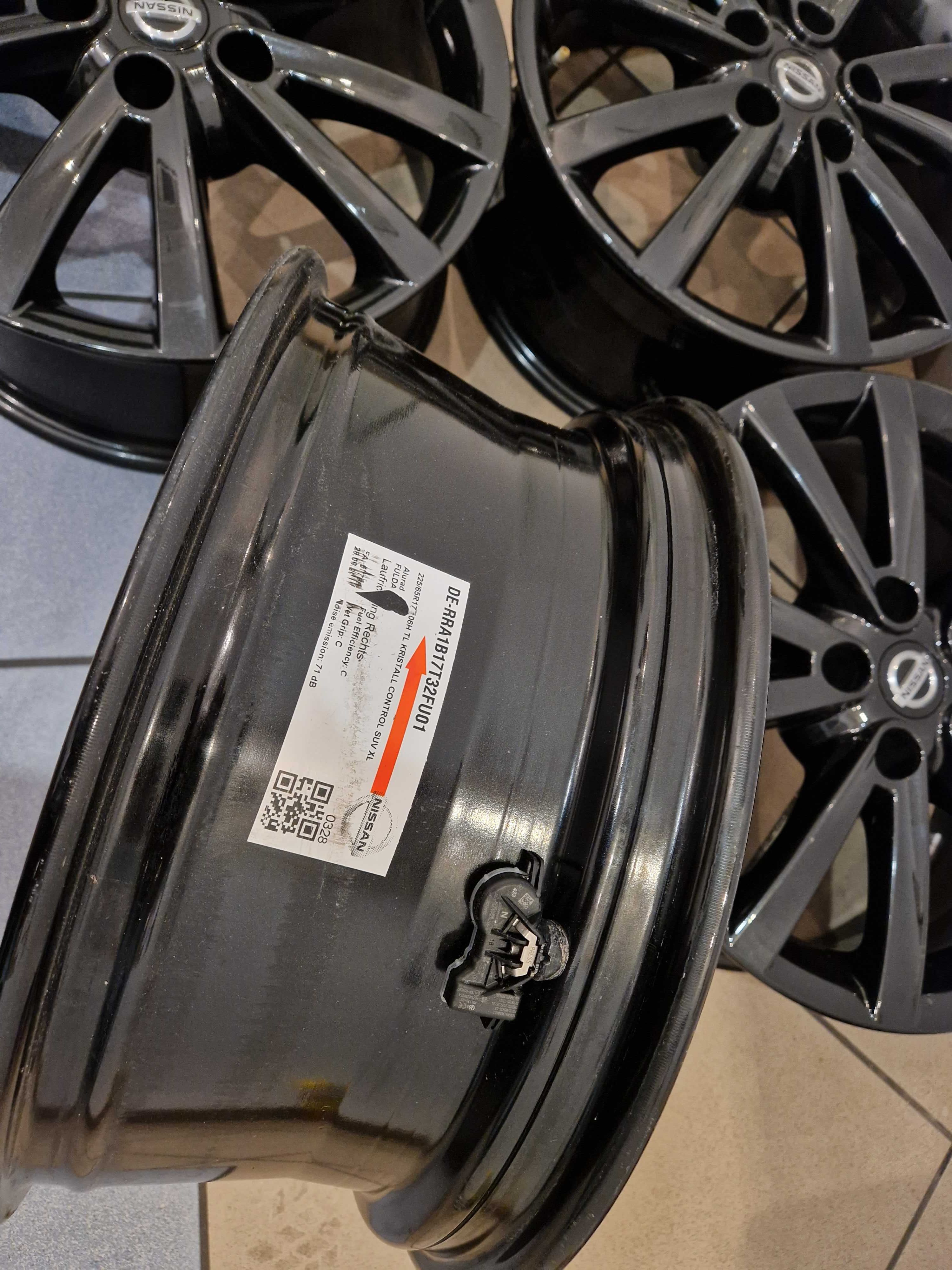 Alufelgi Nissan 17 5x114,3 oryginał