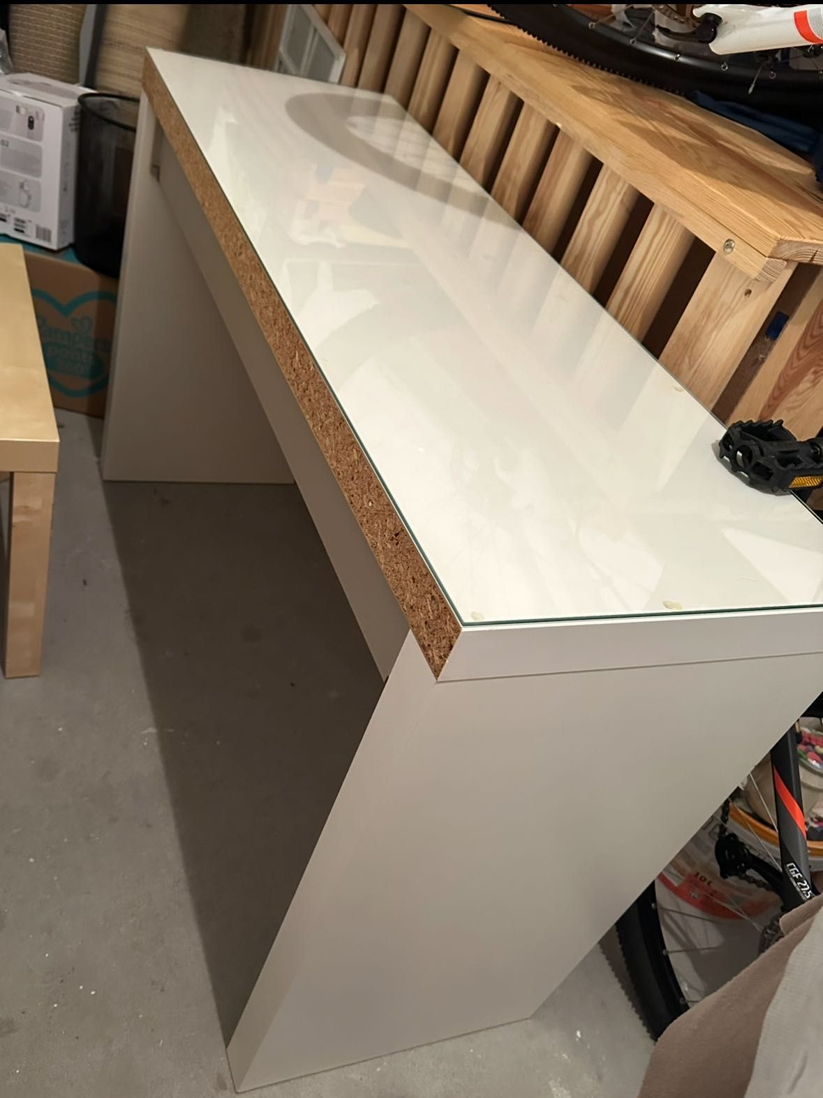 Toaletka Malm Ikea
