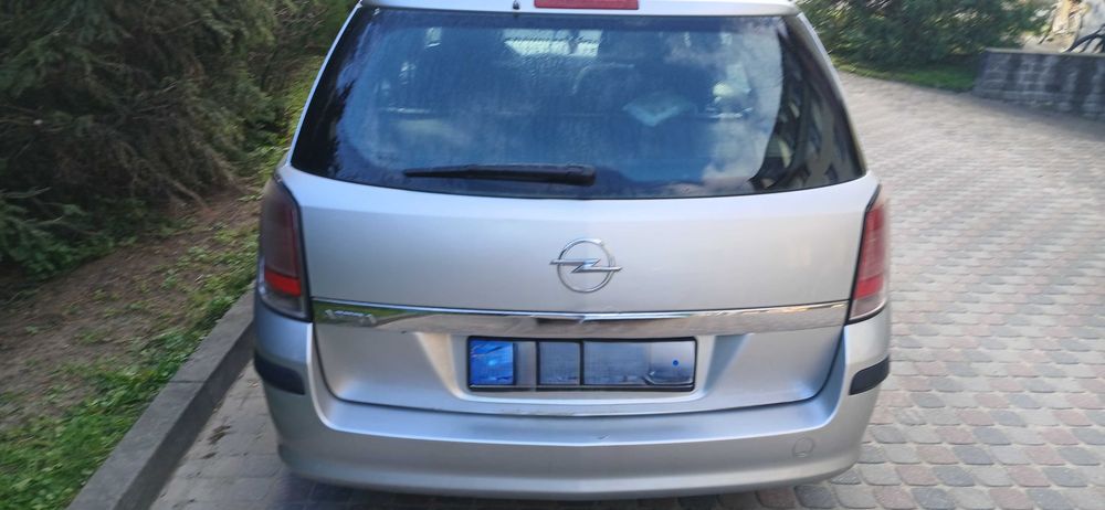 Opel Astra H 1.4  benz/gaz
