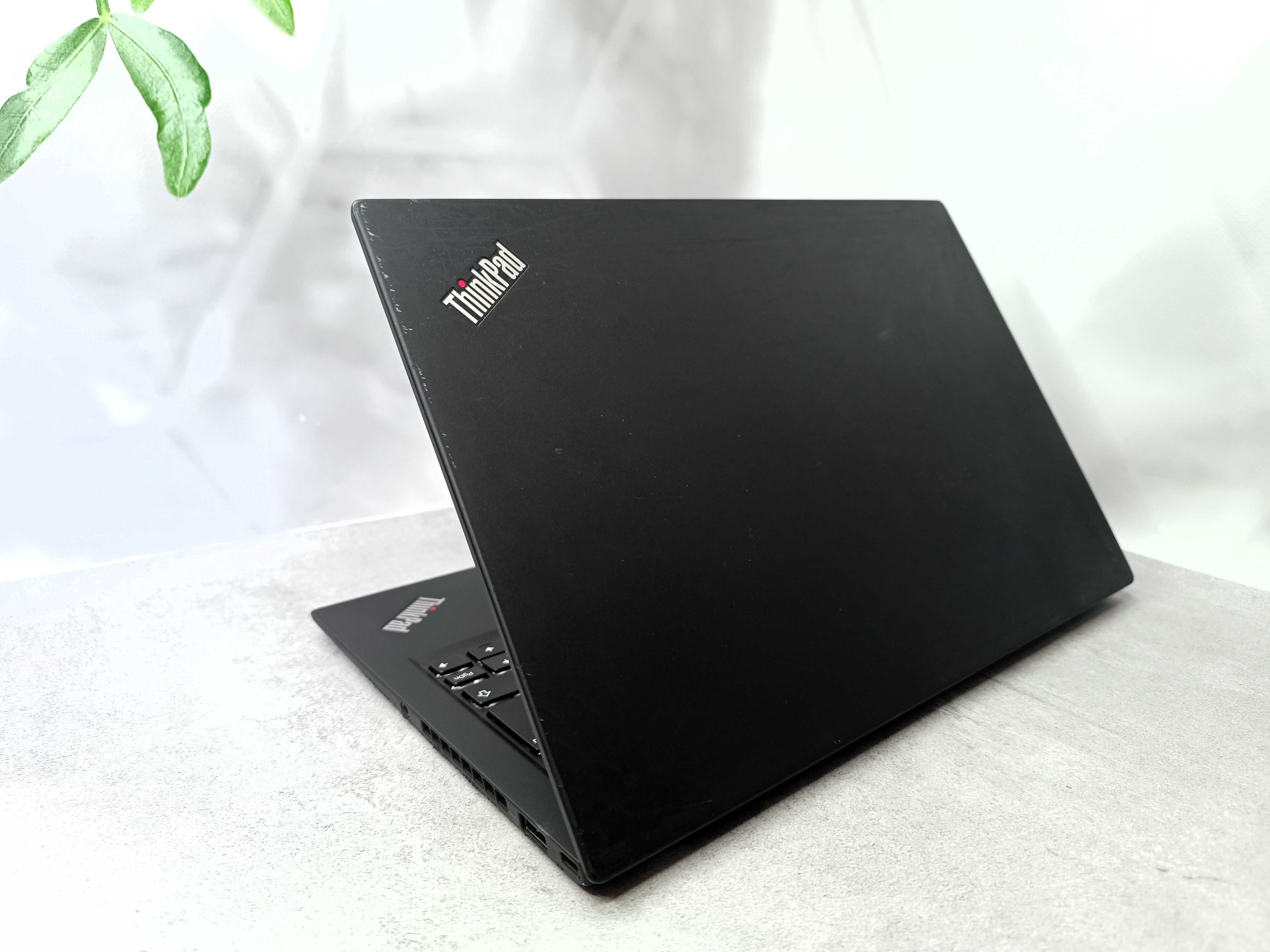Ноутбук Lenovo ThinkPad X1 Carbon 5th/i5-7200U/8/256/14 "Full HD IPS