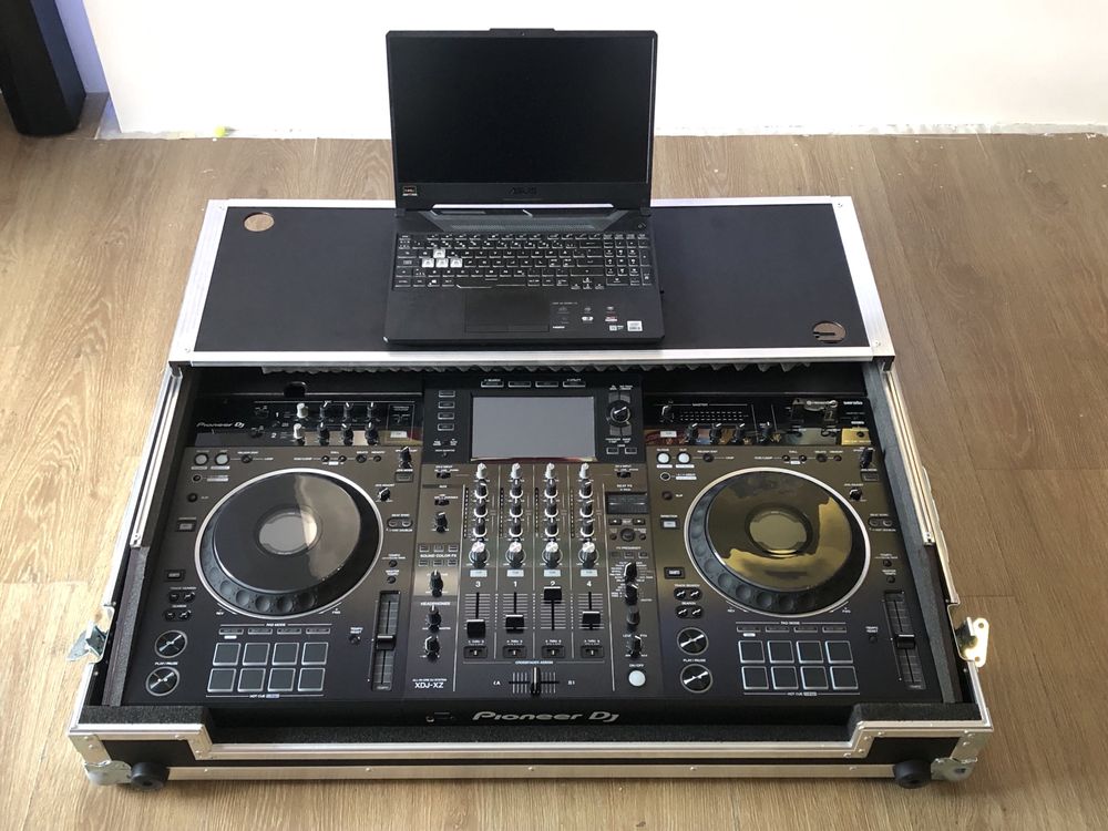 Case pioneer xdj-xz