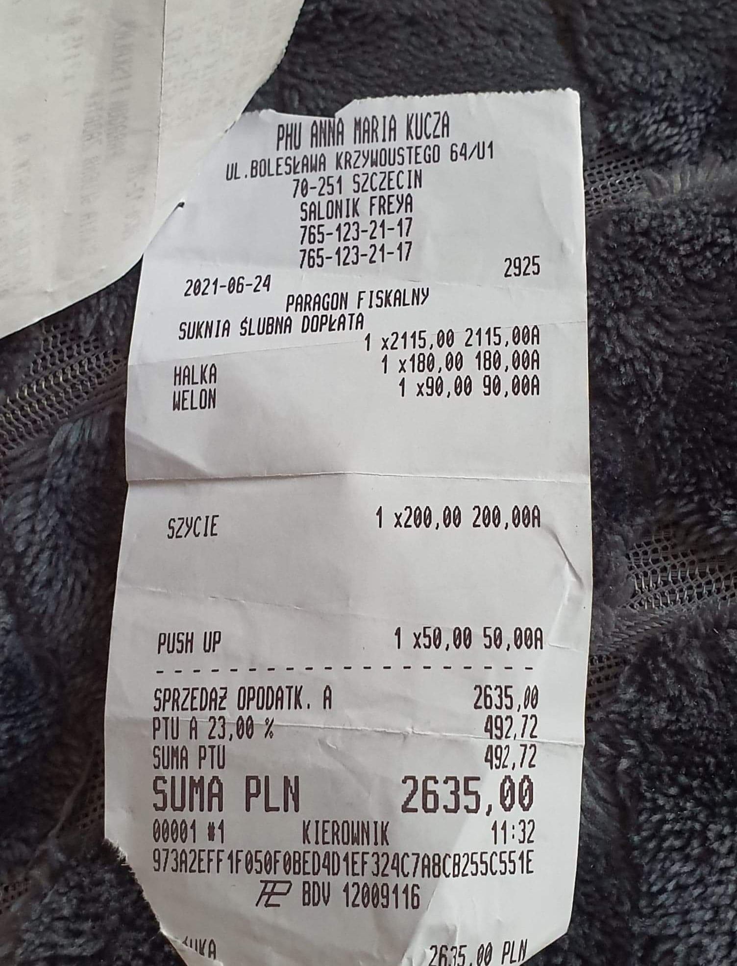 Piękna suknia ślubna