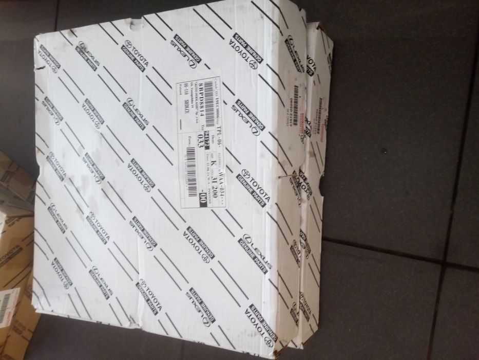 Toyota avensis t27 09-18 tarcze hamulcowe przód oryginał OM 2,0 2,2 on