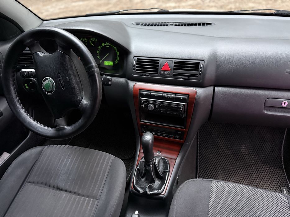 Продам Шкоду 1.9 TD 2004 рік