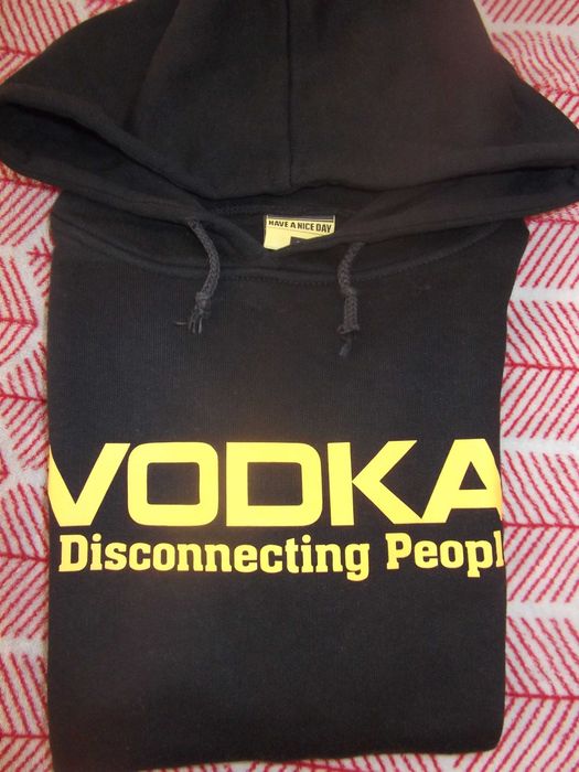 Camisola com capuz preta / Black hoodie sweater – Vodka (XS/S)