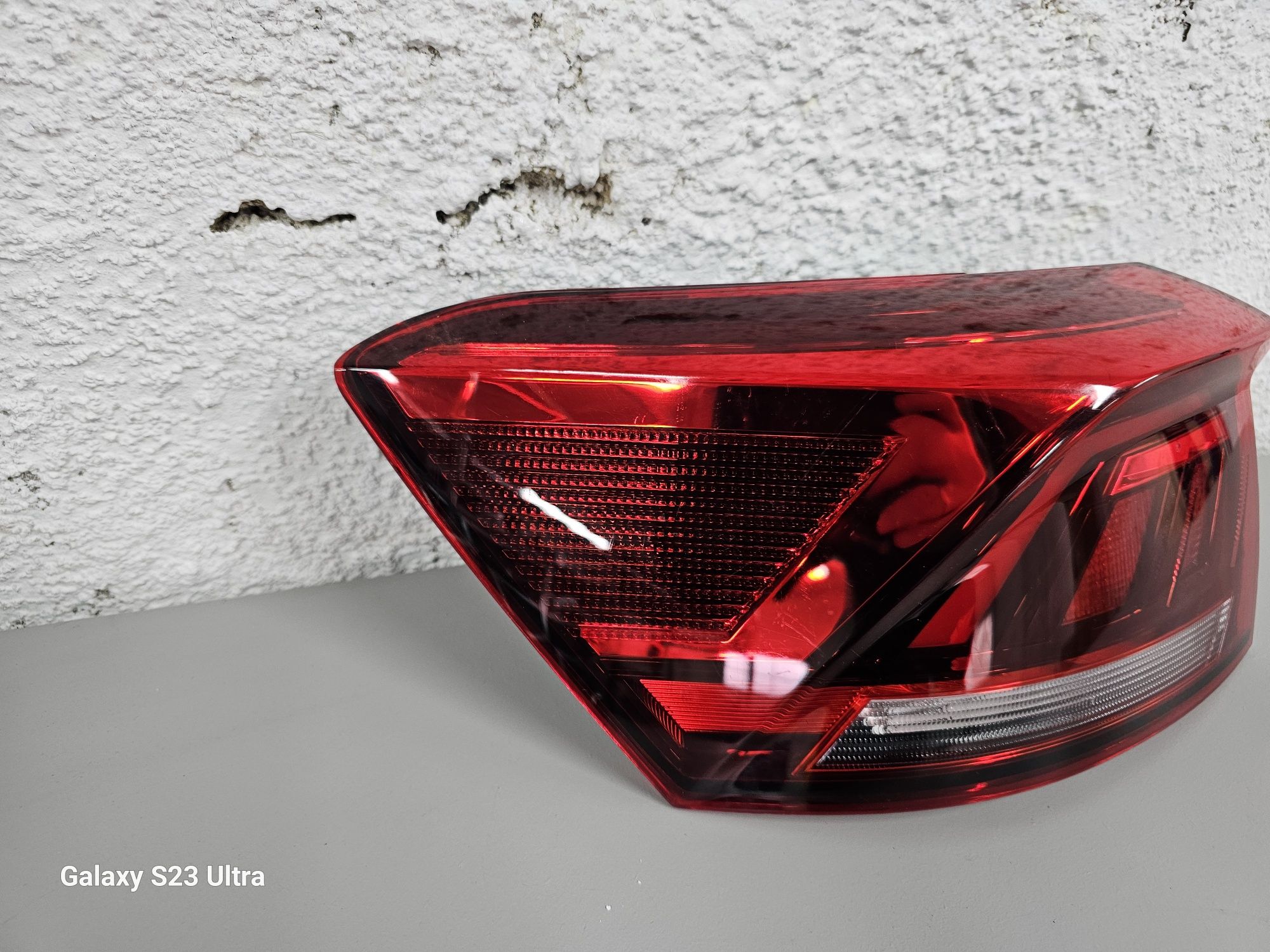 VW T-ROC lampa lewa tylna tył LED
