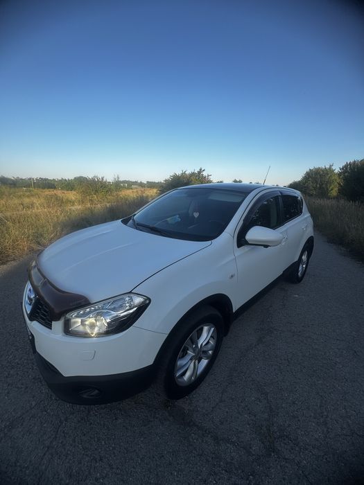 Продам Nissan Qashqai 1,6 бензин 2012 р.в.
