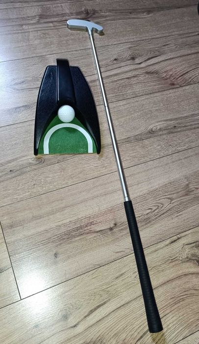 Przenośny miotacz golfowy Zestaw do ćwiczeń  z walizką prezent