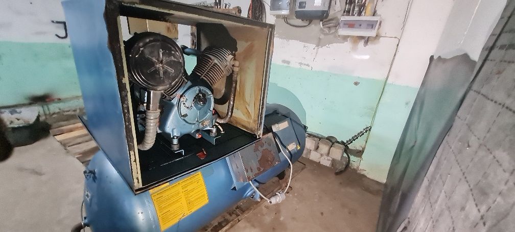 Kompresor MAHLE 750l