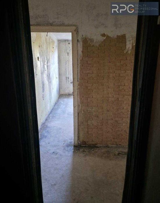 Продам 3-кімнатну квартиру ГОТОВУ ДО РЕМОНТУ бул. Миколи Руденка 19 ая