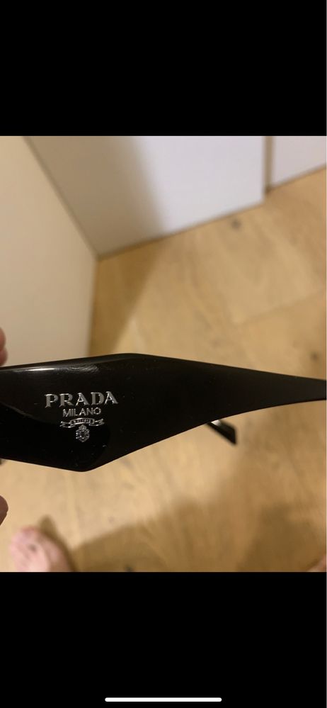 Oculos da Prada , sem uso