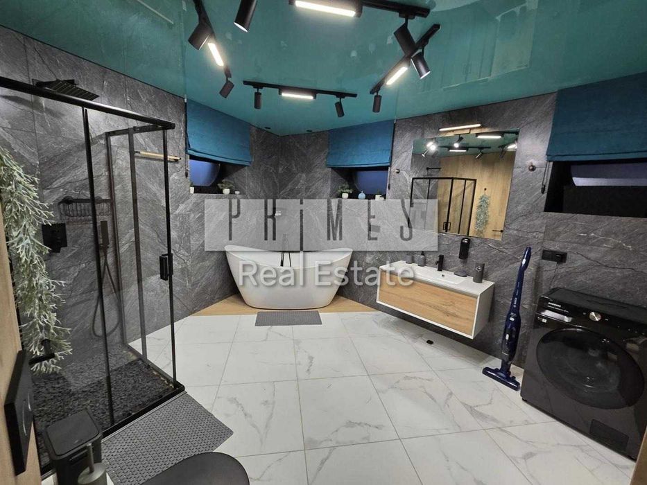 Продаж / Будинок / 400 м2 / Обухівський  район / Лісники