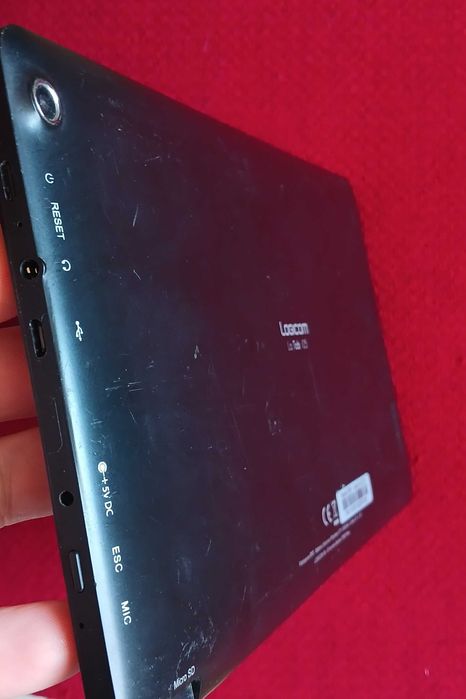 Большой планшет Logicom La Tab 105
