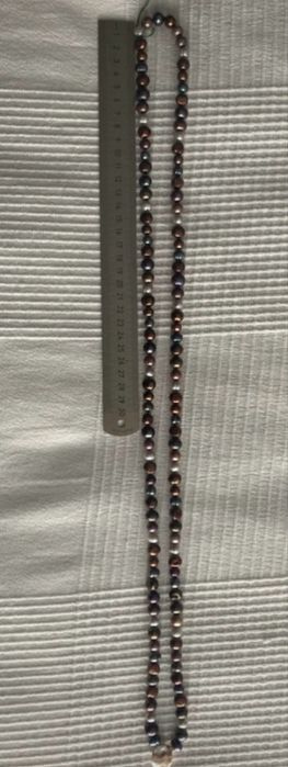 2 colares unicos e diferentes