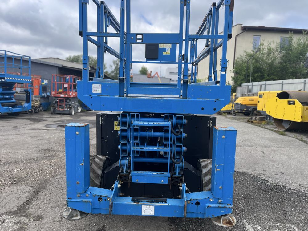Podnośnik nożycowy Genie GS 3369 DC jlg