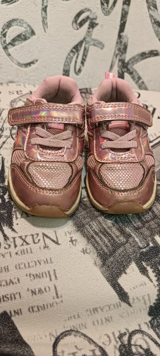 Кросовки для девочки