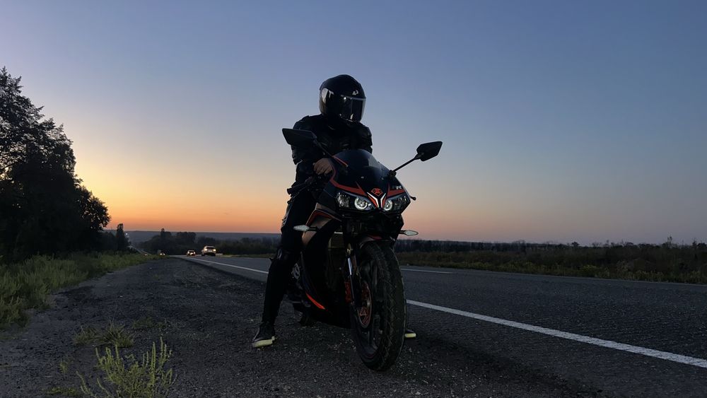 Продам спортбайк Viper R1 250cc (2021) состояние идеальное.