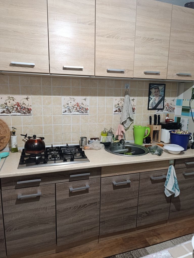Продається  3 кімнатна квартира в 19 будинку