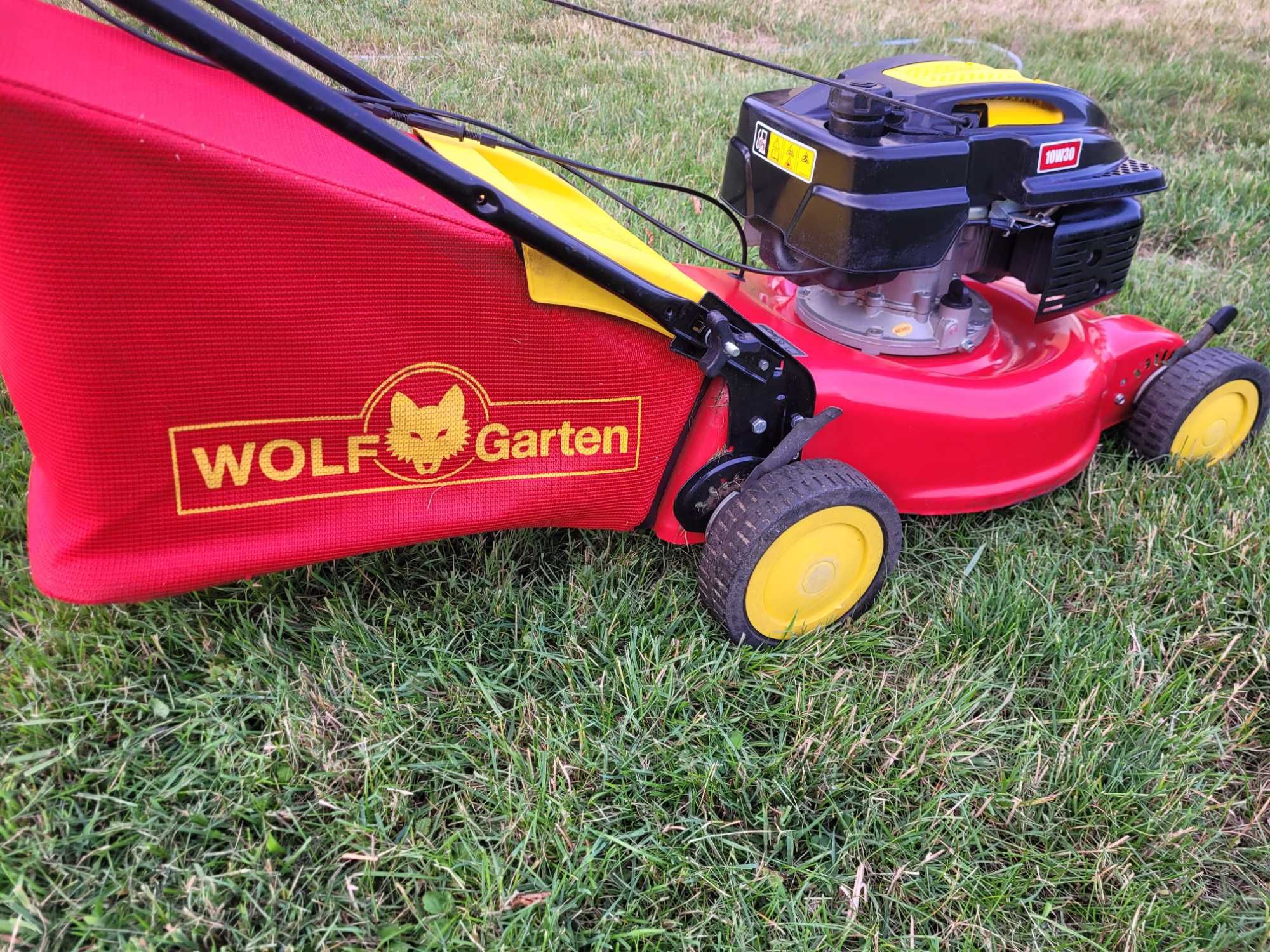 Ładna kosiarka z napędem, samojezdna Wolf Garten  Select 46cm, 3,5KM