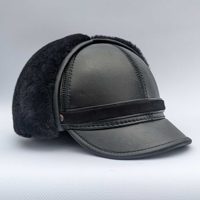 Шапка ушанка из овчины и натуральной кожи