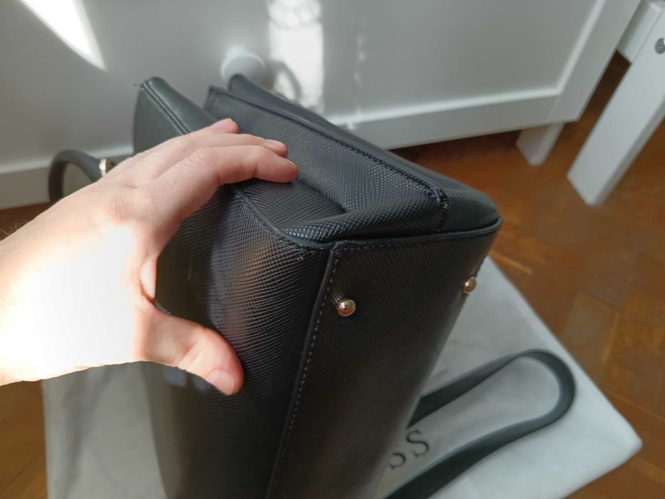 Torebka Guess Noelle czarna