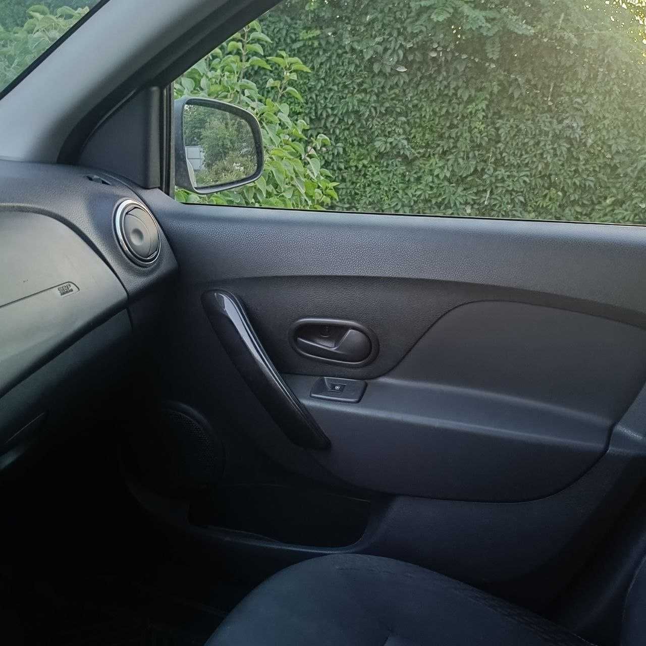 Renault Logan 2019