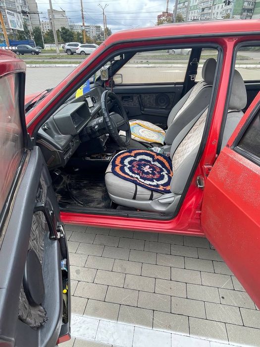 Продам автомобиль Ваз-21093