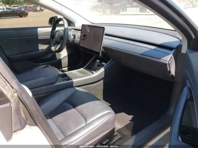 Tesla Model 3 Long Range Dual Motor 2020 *